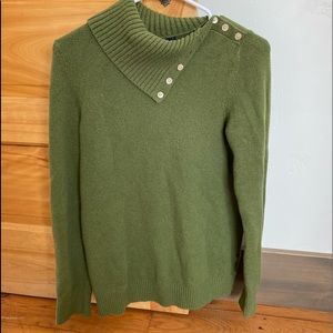 Green sweater